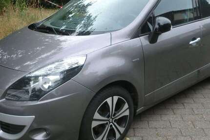 Renault Scenic 77.000 km 6.999 &euro; Dessau-Roßlau, Stadt 06847