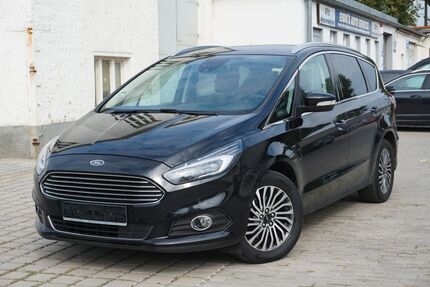 Ford S-Max 177.350 km 9.800 &euro; Dresden 01067