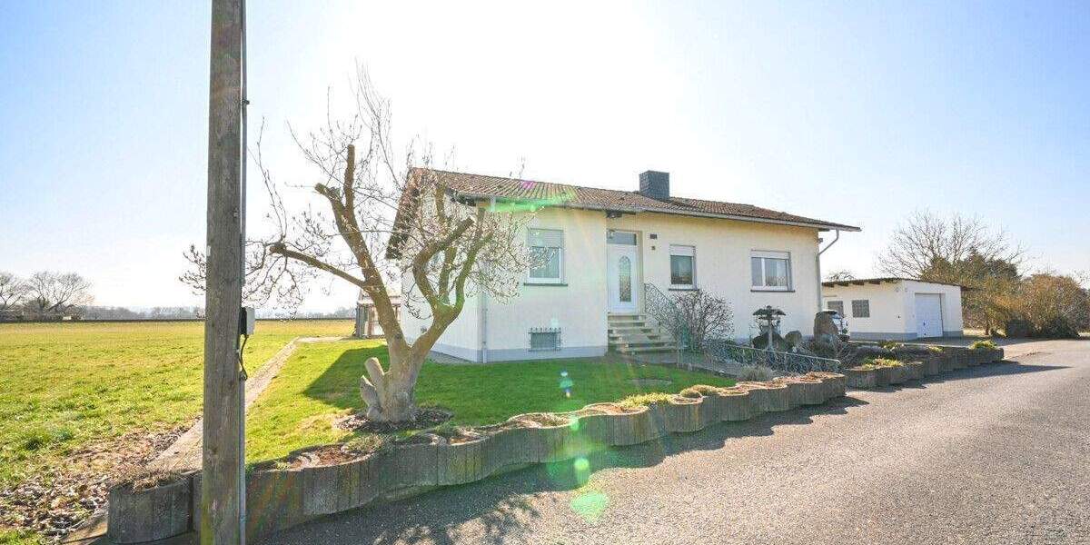 Einfamilienhaus Babenhausen Sickenhofen - 6 Zimmer, 252 m&sup2;, 1.250.000&euro; | Angebot:25390312