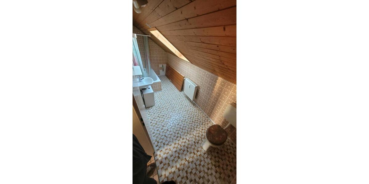 Dachgeschoßwohnung Königsmoos - 2 Zimmer, 68 m&sup2;, 600&euro; | Angebot:26409764