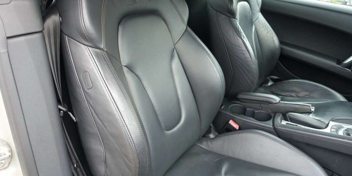 Audi TT 2.0 TFSI Roadster Navi+ Bi-Xenon el. Windschott 179.800 km 8.950 &euro; Neumarkt/OPf 92318