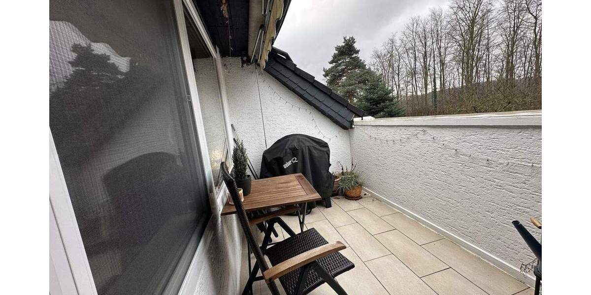 Dachgeschosswohnung mit Blick ins Grüne auf dem Höchsten 2 zimmer