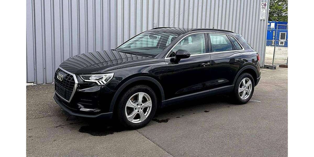 Audi Q3 95.000 km 24.800 &euro; Stuttgart, Landeshauptstadt 70173