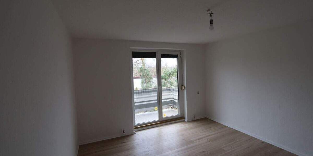Etagenwohnung Seegebiet Mansfelder Land Röblingen am See - 2 Zimmer, 50 m&sup2;, 325&euro; | Angebot:25568471