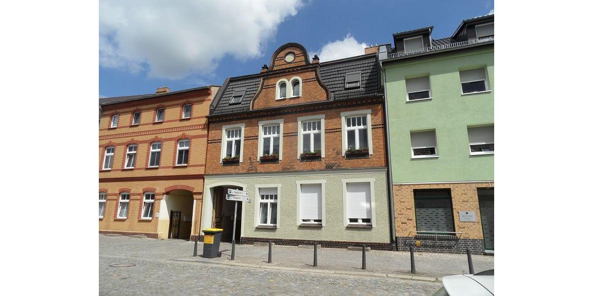 Renovierte 1 - Raumwohnung mit Einbauküche und großem Balkon 1 zimmer