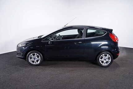 Ford Fiesta 106.000 km 6.600 € Altdorf 84032