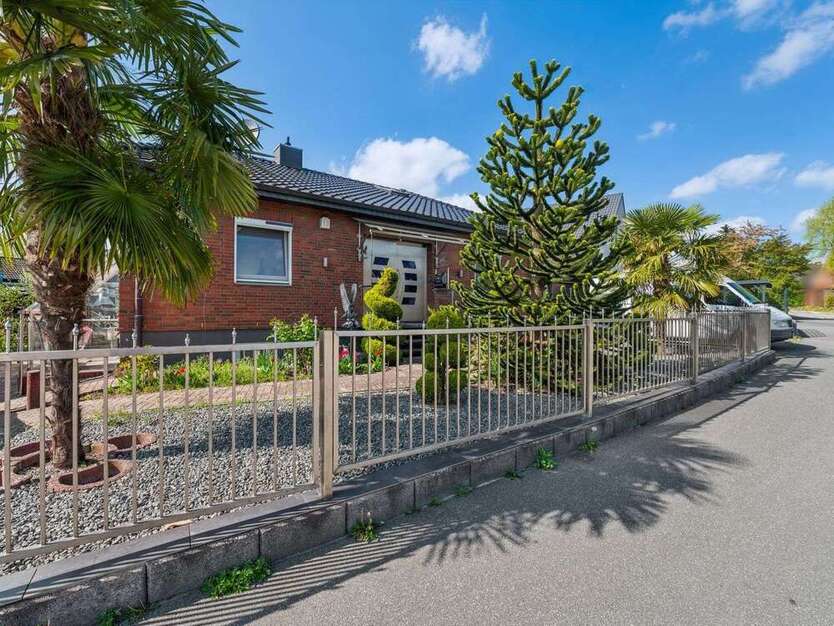 Haus zum Kaufen in Kiel 649.000 € 128.5 m²