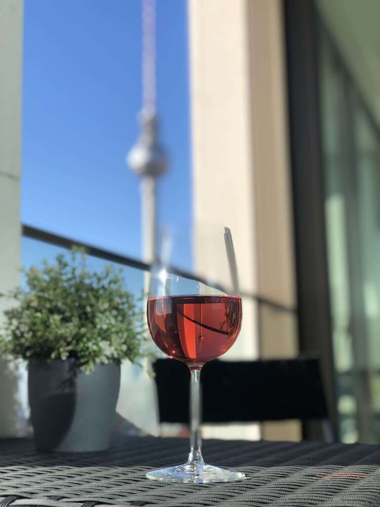 Wohnung zum Mieten in Berlin 1.900 € 55 m²