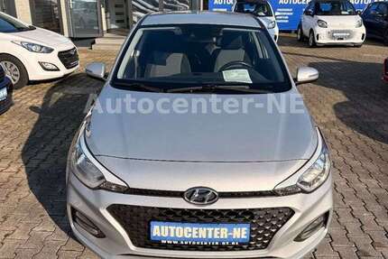 Hyundai i20 85.600 km 8.950 &euro; Kirchheim Unter Teck 73230