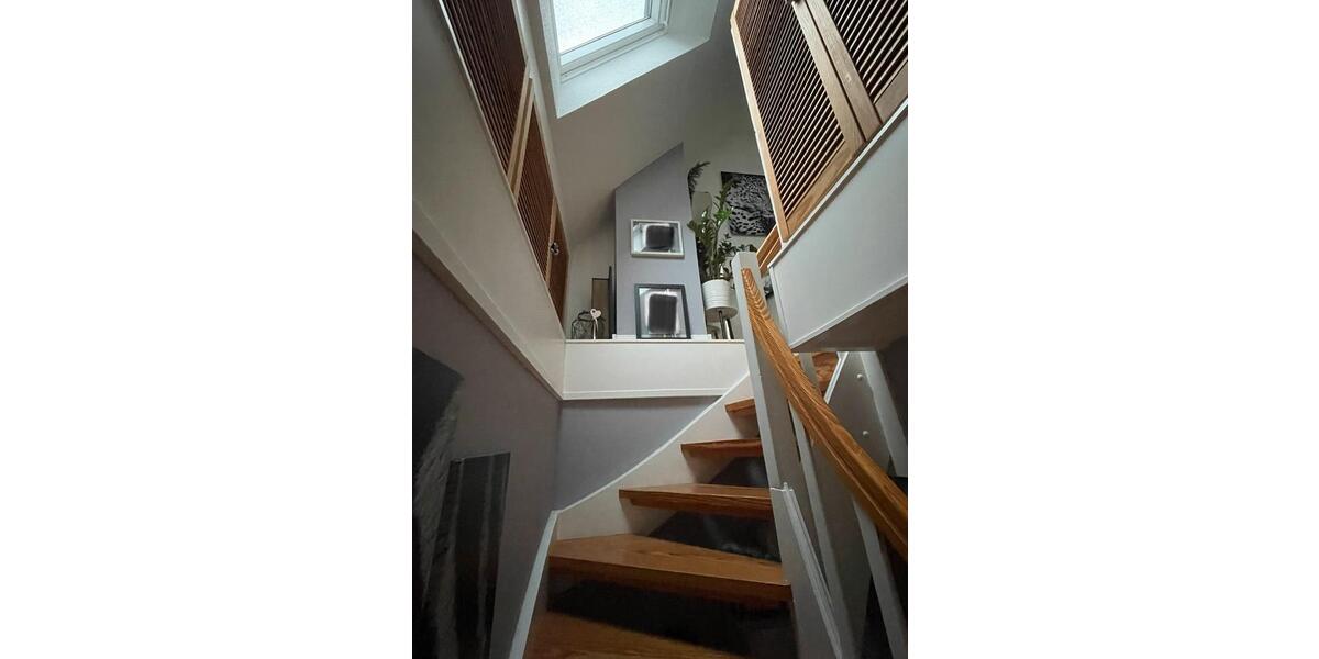 Dachgeschoßwohnung Stade Altländer Viertel - 3 Zimmer, 74 m&sup2;, 240.000&euro; | Angebot:27163140