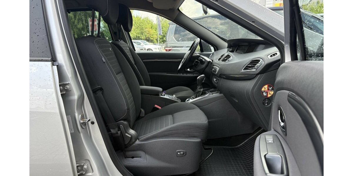 Renault Scenic III 1.5 D Limited SITZHEIZUNG/KLIMAx2/PDC 115.000 km 8.900 &euro; Villingen-Schwenningen 78054