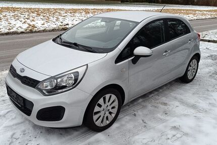 Kia Rio 202.600 km 3.333 &euro; Emmering 82275