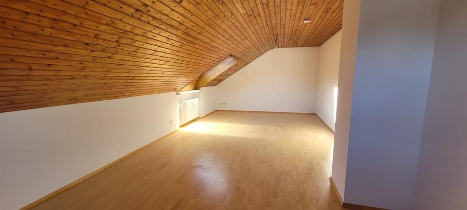 Dachgeschoßwohnung Gauting - 1.5 Zimmer, 45 m&sup2;, 295.000&euro; | Angebot:25307861