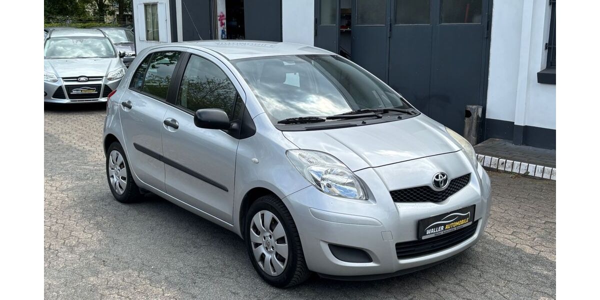 Toyota Yaris 101.000 km 5.990 &euro; Bremen 28219