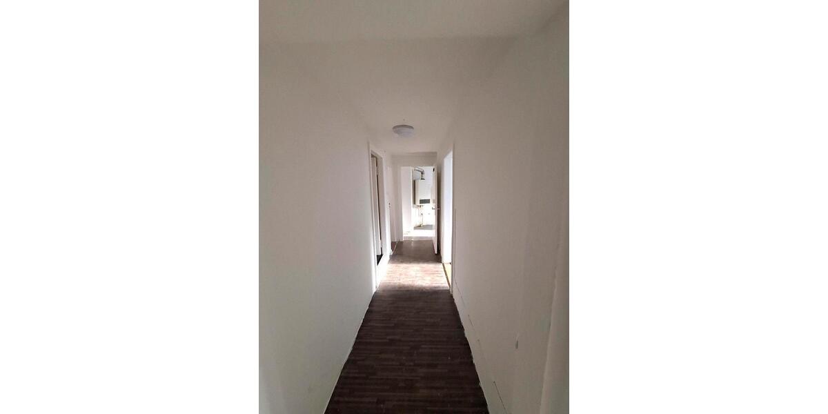 Dachgeschoßwohnung Emden - 3 Zimmer, 70 m&sup2;, 490&euro; | Angebot:26409042