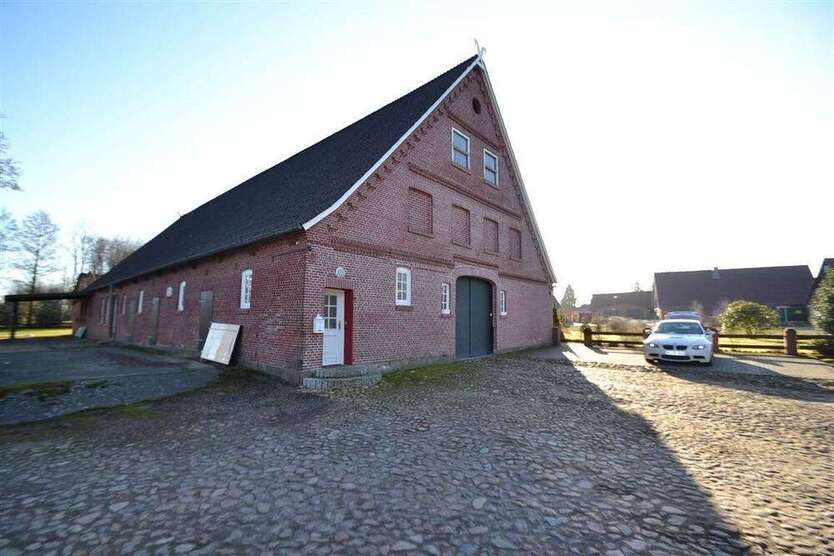 Halle in Rosengarten 1.200 € 160 m²