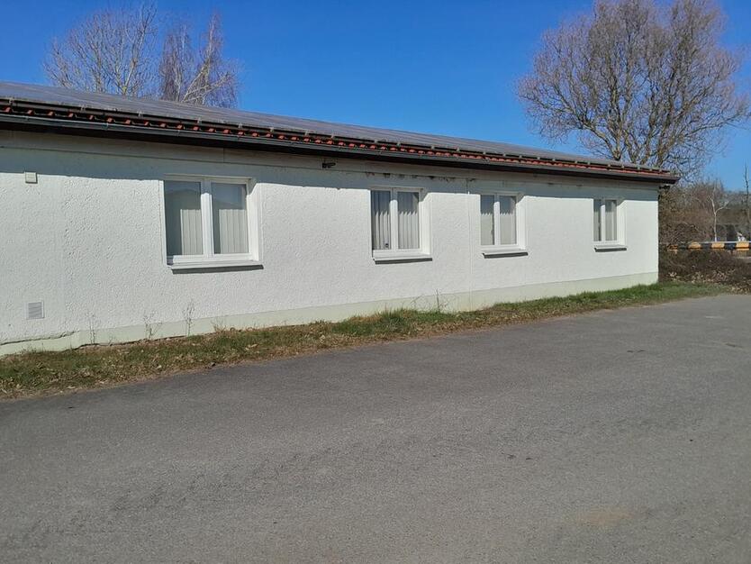 Vermiete Büroräume mit Lager Werkstatt in 17209 Knüppeldamm