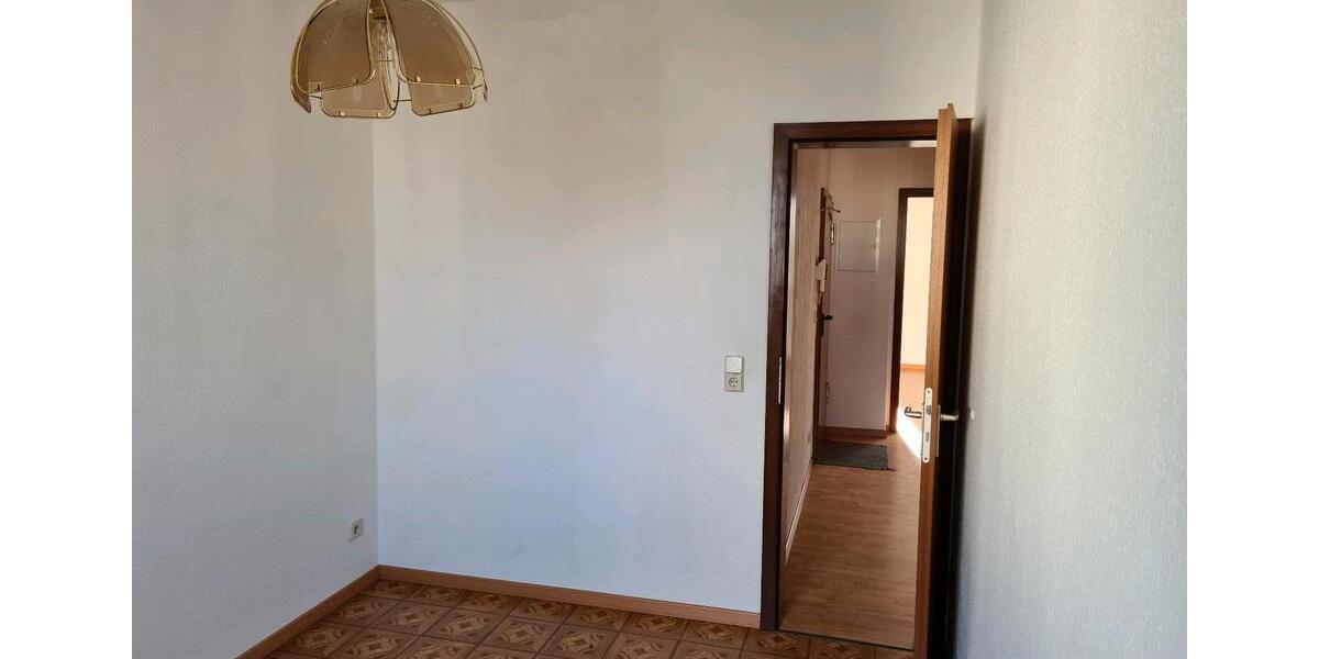 Etagenwohnung Dessau-Roßlau Brambach - 3 Zimmer, 59 m&sup2;, 50.000&euro; | Angebot:26731142