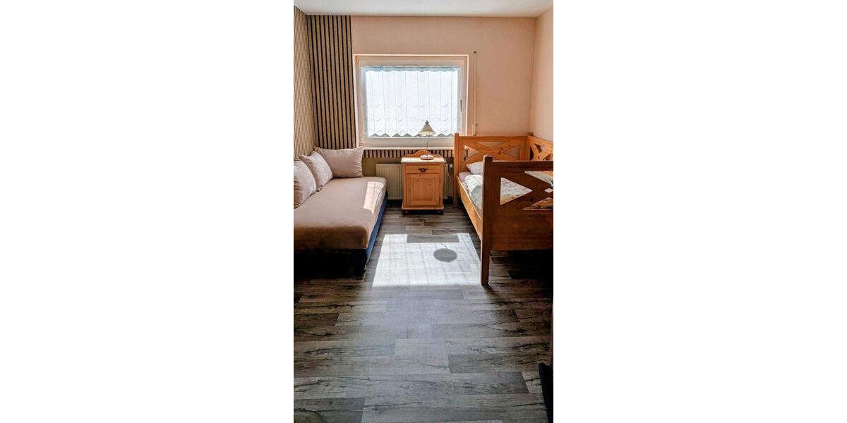 Etagenwohnung Haiger - 4 Zimmer, 110 m&sup2;, 1.100&euro; | Angebot:26365802