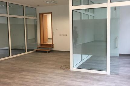 BüroLadenPraxisflächen zu Mieten zimmer