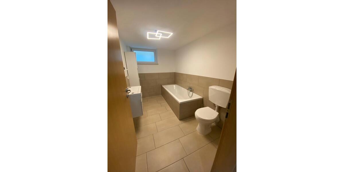 Etagenwohnung Vilshofen an der Donau - 4 Zimmer, 115 m&sup2;, 1.000&euro; | Angebot:25043776