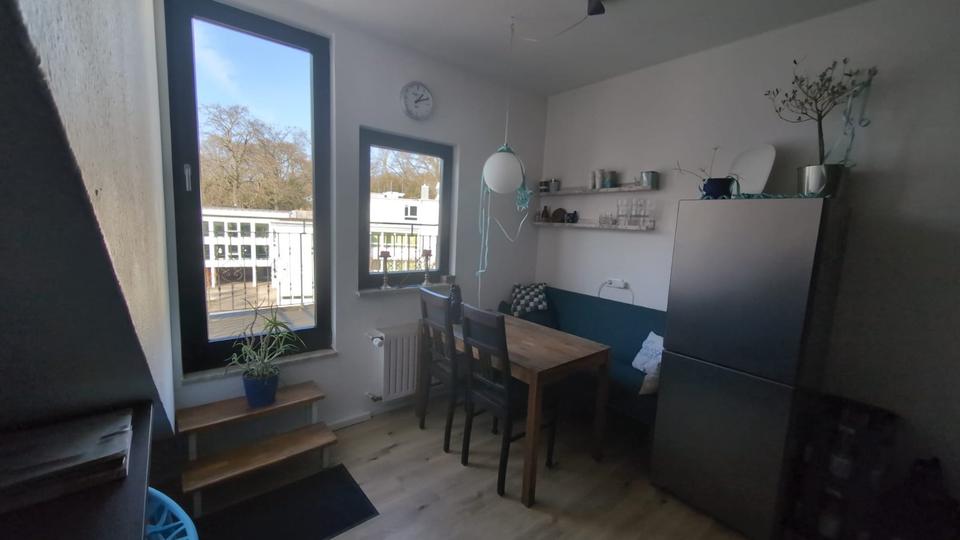 Dachgeschoßwohnung Aachen Aachen-Mitte - 3 Zimmer, 80 m&sup2;, 790&euro; | Angebot:25046375