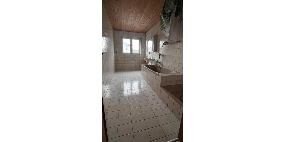 Hochparterre Pfinztal - 3 Zimmer, 90 m&sup2;, 700&euro; | Angebot:24737988