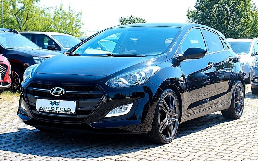 i30