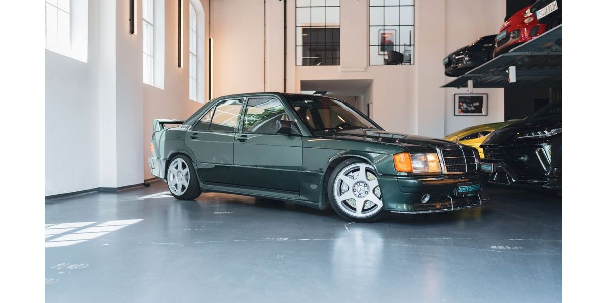 Mercedes-Benz 190 41.306 km 59.900 € Nürnberg 90411