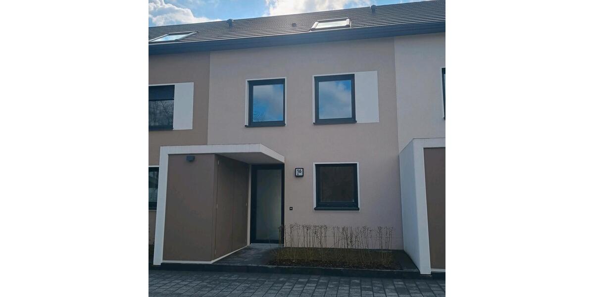 Reihenhaus Regensburg Gallingkofen - 4 Zimmer, 120 m&sup2;, 1.600&euro; | Angebot:25540020