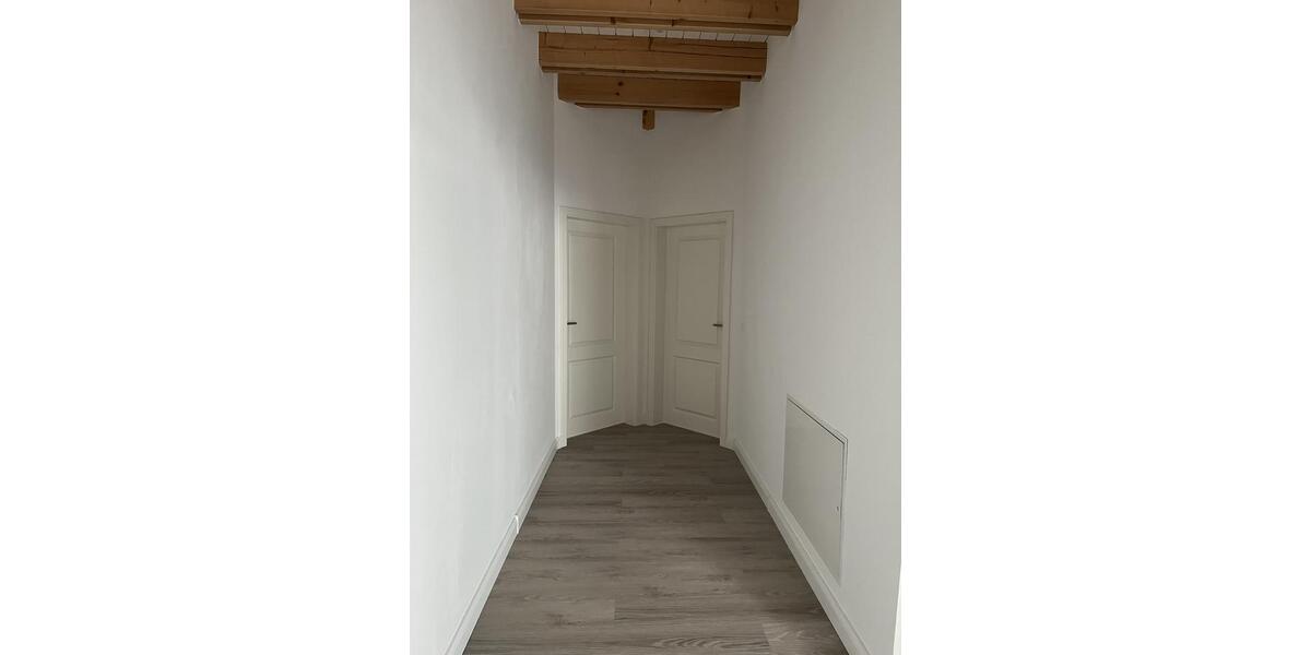 Dachgeschoßwohnung Möckern - 4 Zimmer, 114 m&sup2;, 1.145&euro; | Angebot:25803631