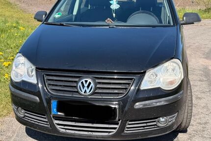 VW Polo 130.000 km 2.250 &euro; Högel 25858