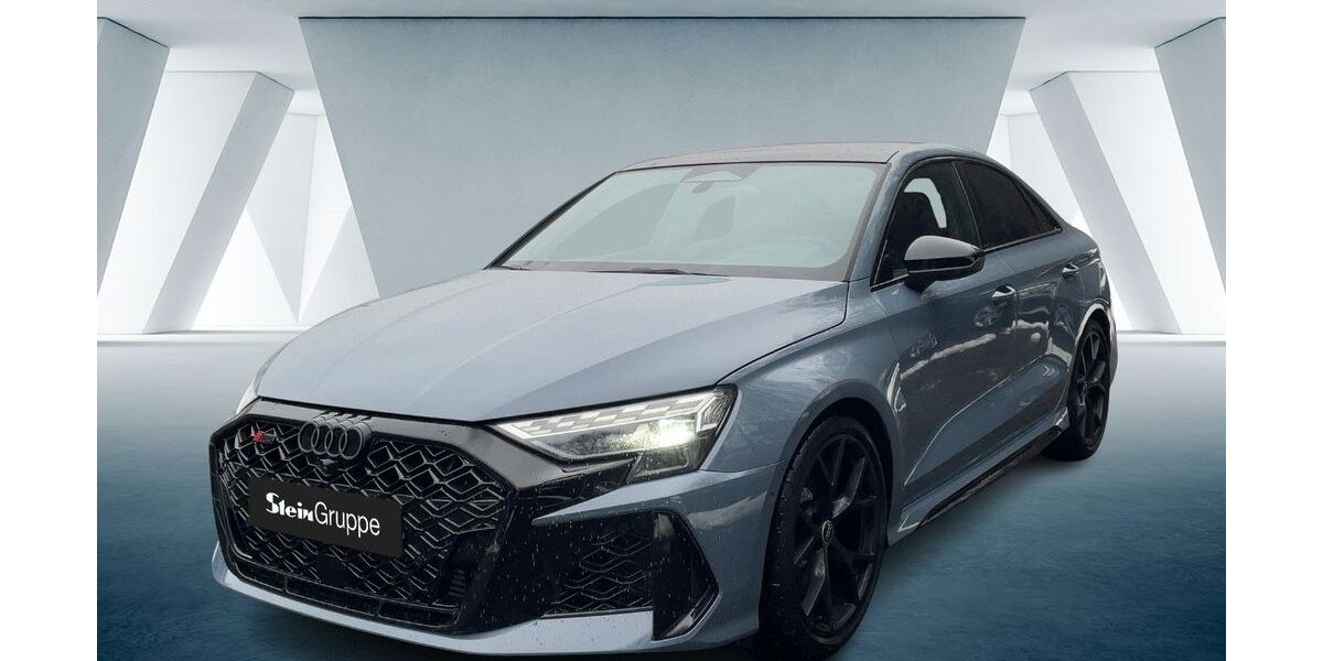 Audi RS3 4.000 km 74.500 &euro; Gummersbach 51645