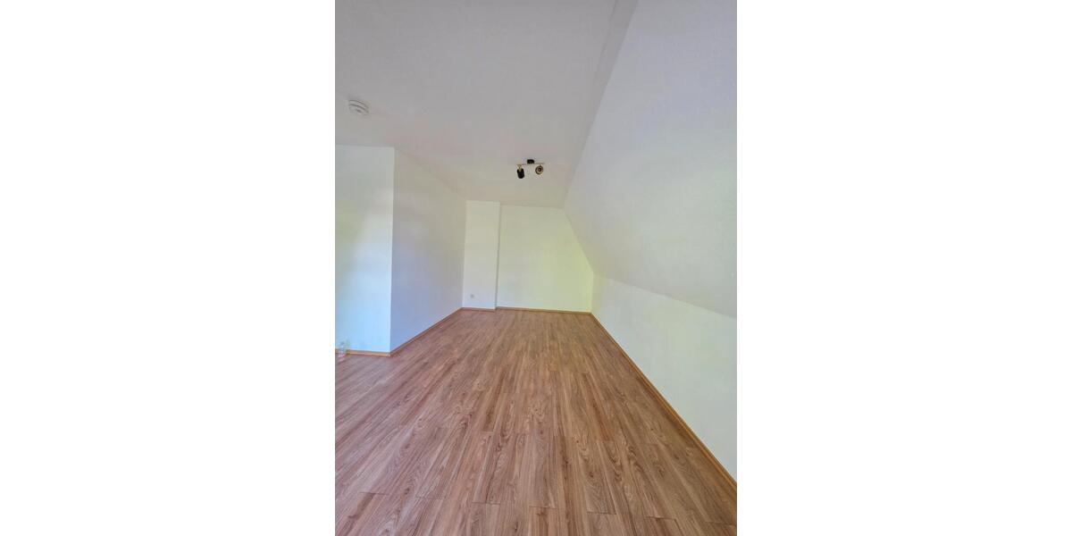 Dachgeschoßwohnung Markranstädt - 1 Zimmer, 34 m&sup2;, 69.000&euro; | Angebot:26374609