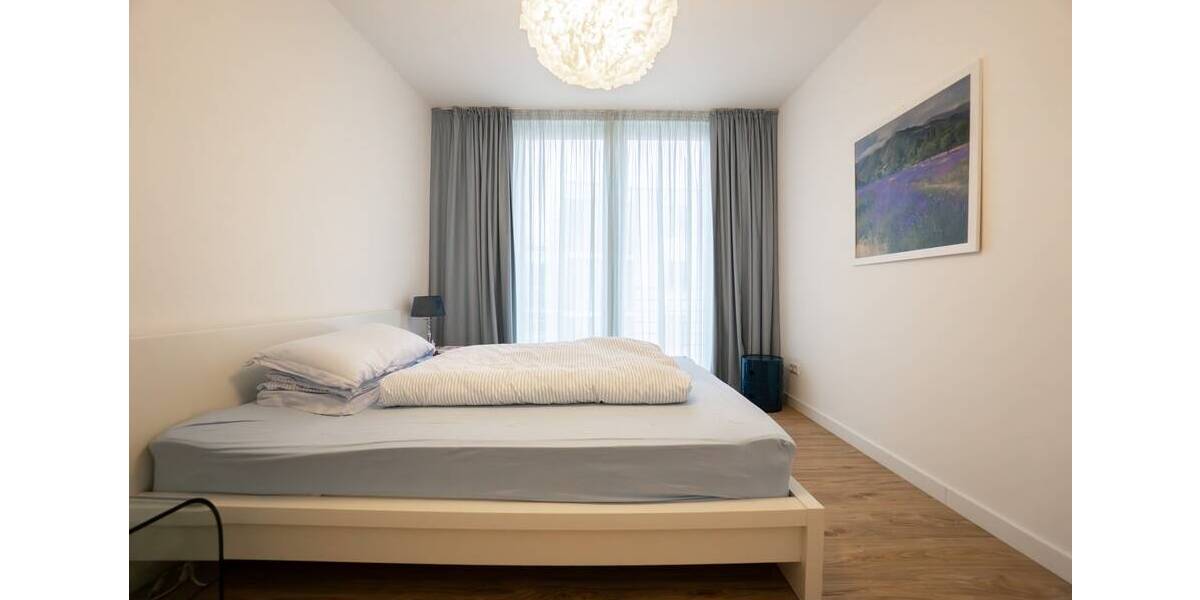 Etagenwohnung Düsseldorf Niederkassel - 3 Zimmer, 110 m&sup2;, 2.365&euro; | Angebot:26658605