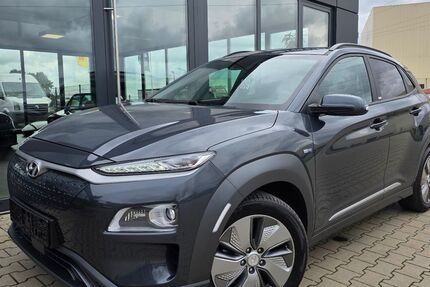 Hyundai KONA 43.987 km 20.999 € Damme 49401