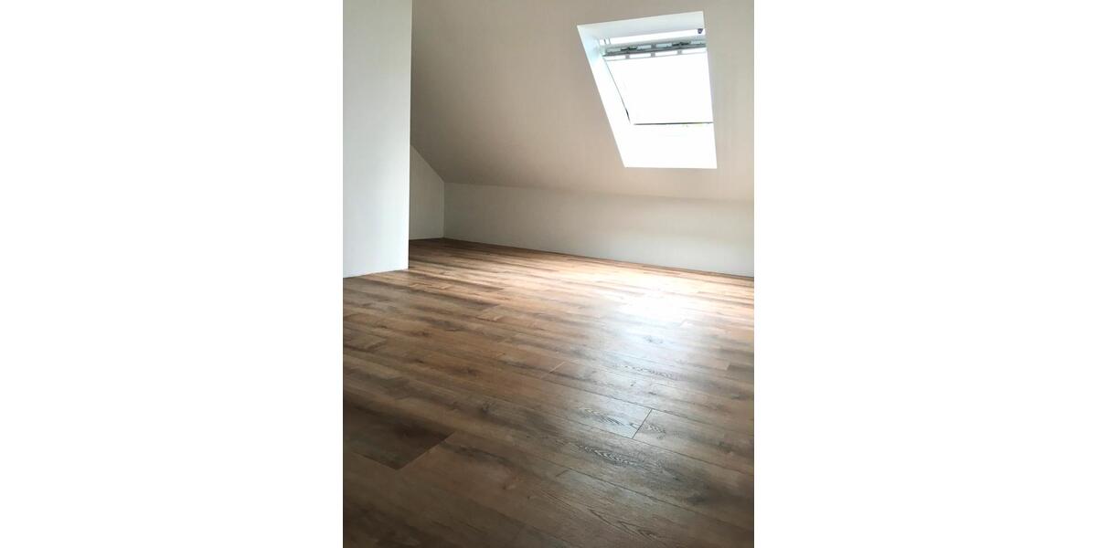 Reihenhaus Düren Distelrath - 4 Zimmer, 105 m&sup2;, 355.000&euro; | Angebot:24433509