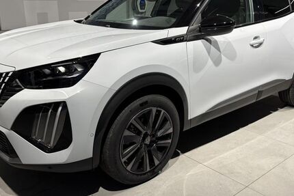 Peugeot 2008 9.000 km 31.890 &euro; Augsburg 86179