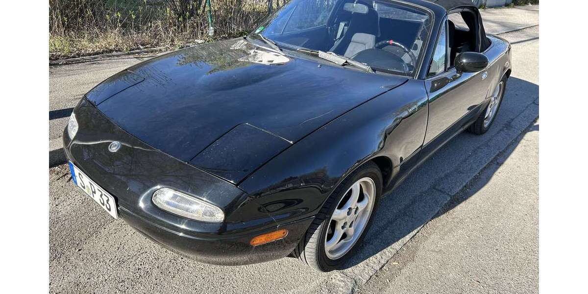 Mazda MX-5 259.000 km 7.999 &euro; München 81539