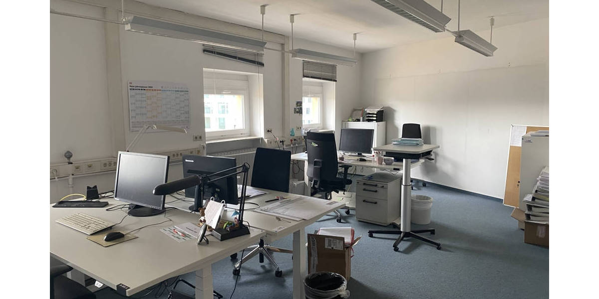 Mehrfamilienhaus, Wohnhaus Karlsruhe / Innenstadt Weststadt - 6 Zimmer, 2 m&sup2;, 19.000&euro; | Angebot:25682174