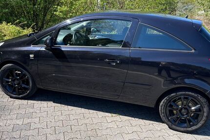 Opel Corsa 86.000 km 3.100 &euro; Freudenberg 97896