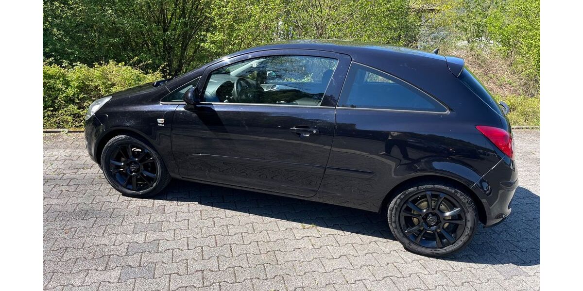 Opel Corsa 86.000 km 3.100 &euro; Freudenberg 97896