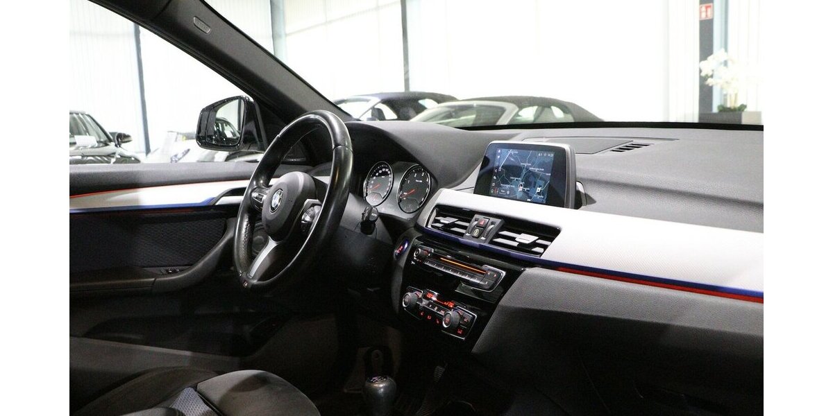 BMW X1 sDrive 18d M-SPORT SHADOW PANORAMA, LED, H/K 186.000 km 17.444 &euro; Hamm 59077