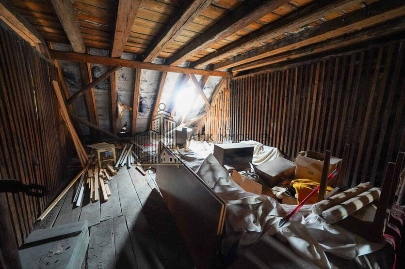 ATIK: *Entwickler aufgepasst* Wohn- u. Geschäftshaus mit Dachausbau-Potenzial in der Fußgängerzone