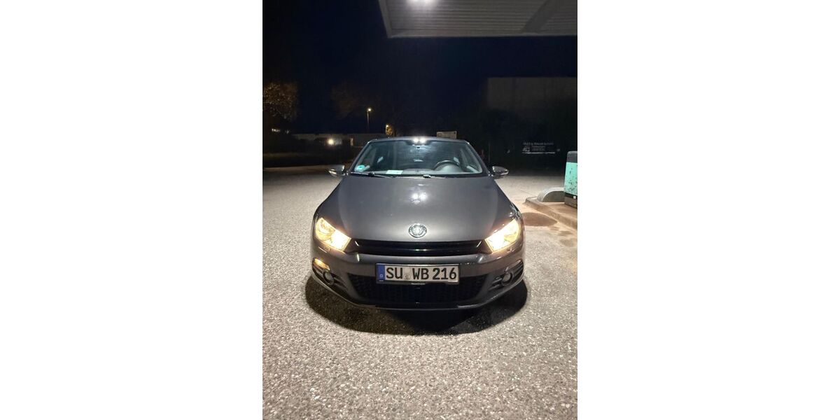 VW Scirocco 160.787 km 7.499 &euro; Köln 51143
