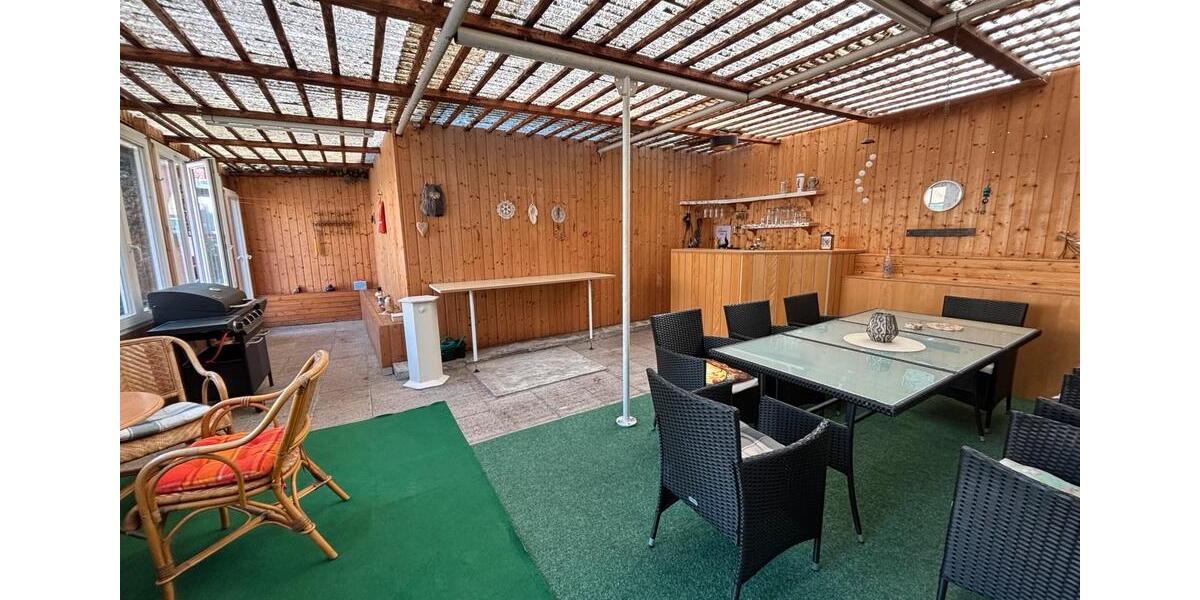 Reihenhaus Freyburg (Unstrut) - 6 Zimmer, 200 m&sup2;, 300.000&euro; | Angebot:25569680