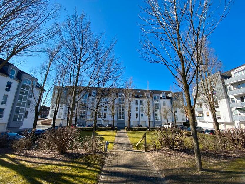 2 Zimmer Wohnung mit Balkon!