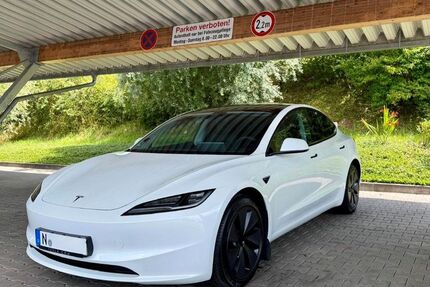 Tesla Model 3 27.850 km 44.950 &euro; Schwaig bei Nürnberg 90571