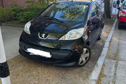 Peugeot 107 156.000 km 1.600 &euro; Hamburg 21109