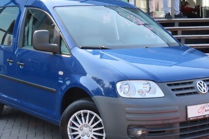 VW Caddy 114.165 km 8.900 &euro; Neuss 41469
